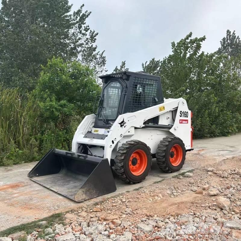 Bobcat S 160 Smykem řízené nakladače