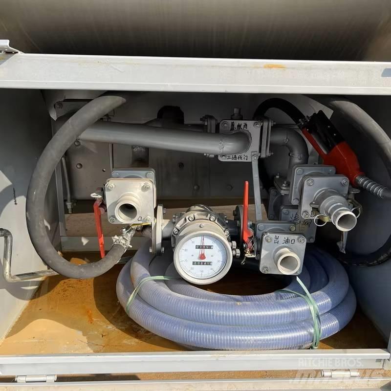 Shacman F 3000 Cisternové vozy