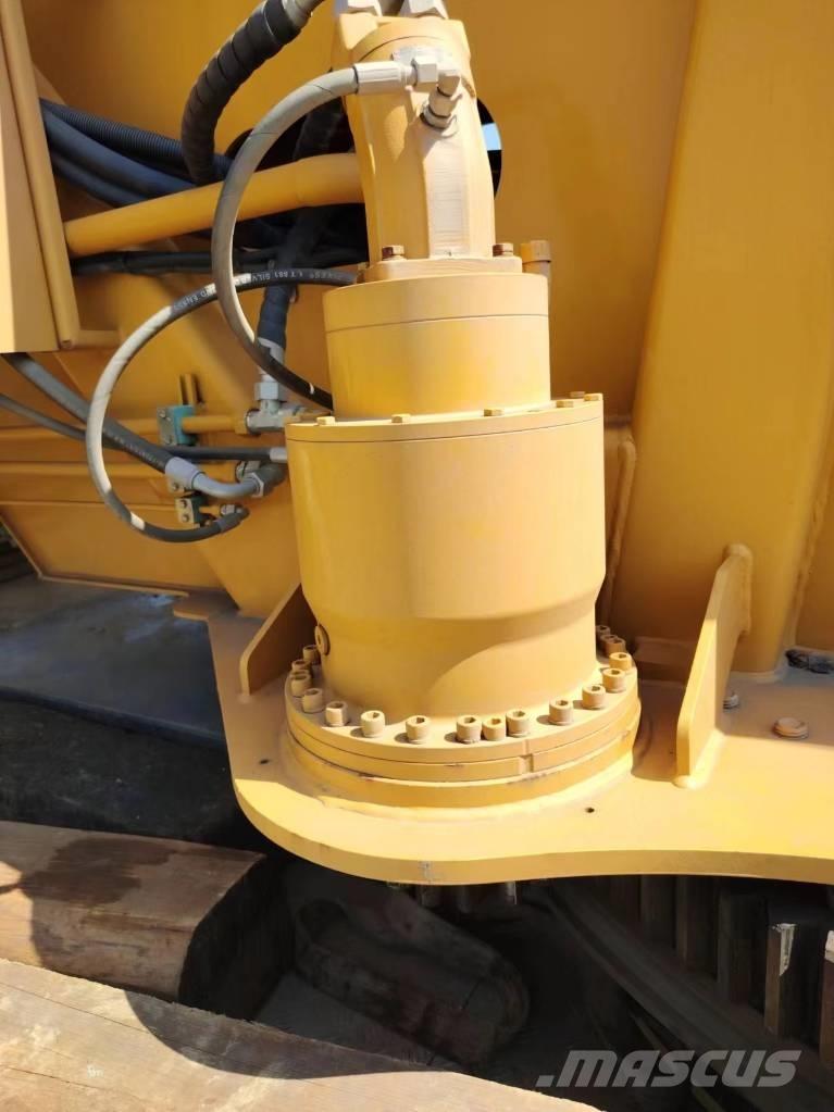 Sany STC800E5 Univerzální terénní jeřáby