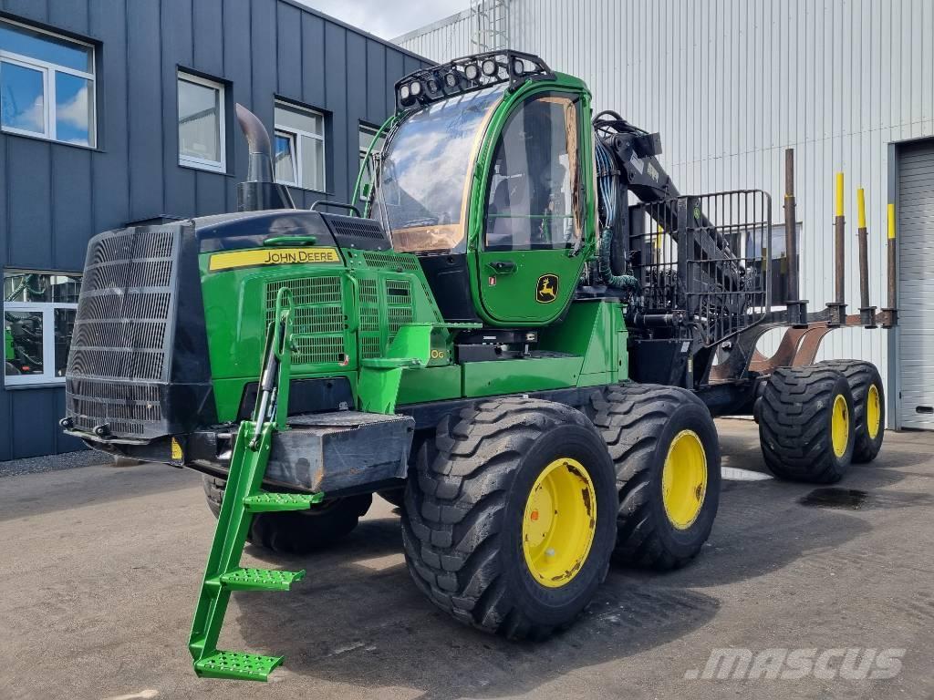 John Deere 1510 G Vyvážecí traktory