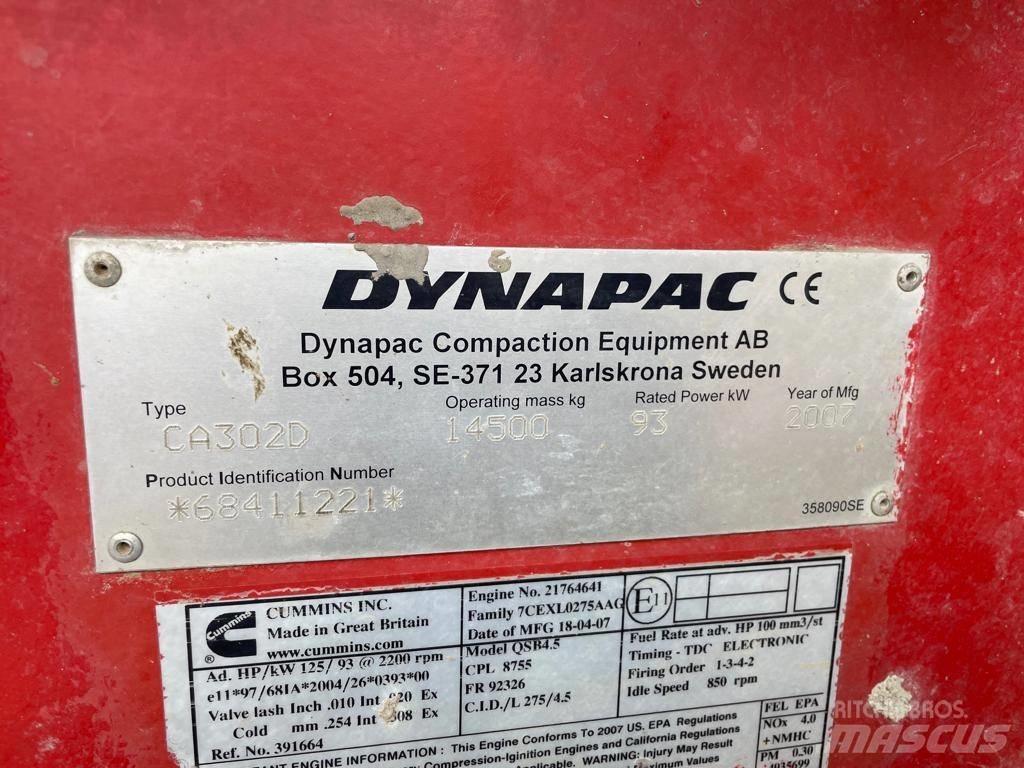 Dynapac CA 302 D Tahačové válce