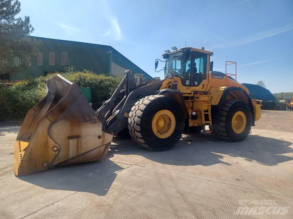 Volvo L 220 H Kolové nakladače