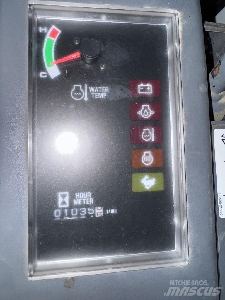 Takeuchi TB 219 Mini rýpadla < 7t