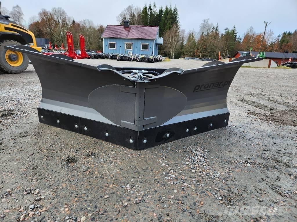 Pronar PUV 3000 M Sněžné pluhy, přední sněhové radlice