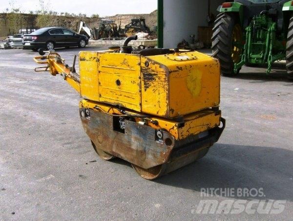 JCB VDM62 Vlečné vibrační válce