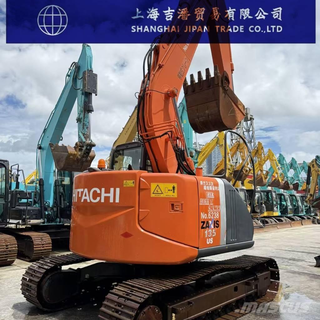 Hitachi ZX 135 Pásová rýpadla