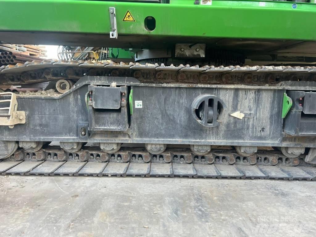 Sennebogen 630 RHD Pásové jeřáby