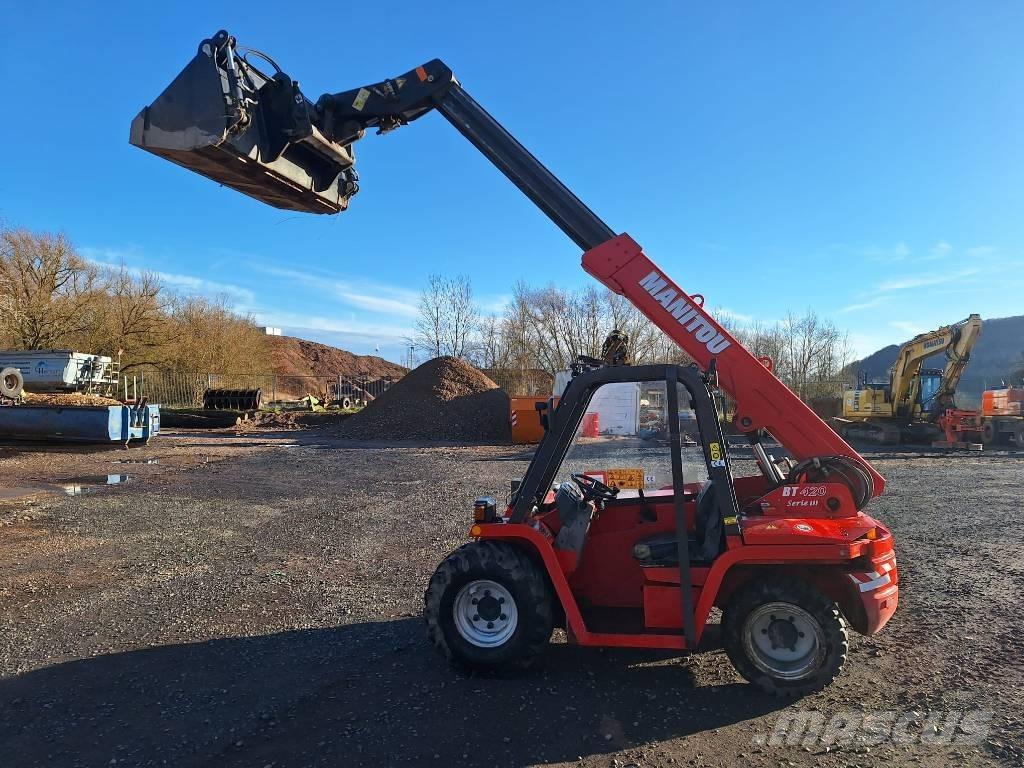 Manitou BT420 Teleskopické manipulátory