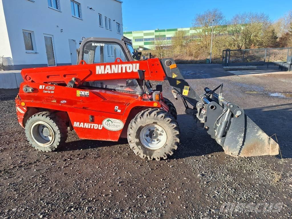 Manitou BT420 Teleskopické manipulátory
