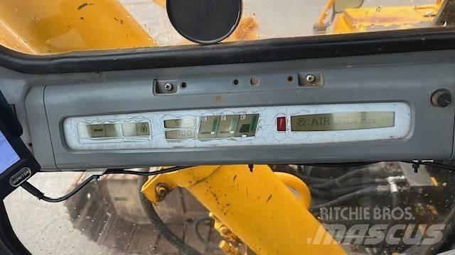 JCB JS 200 Pásová rýpadla
