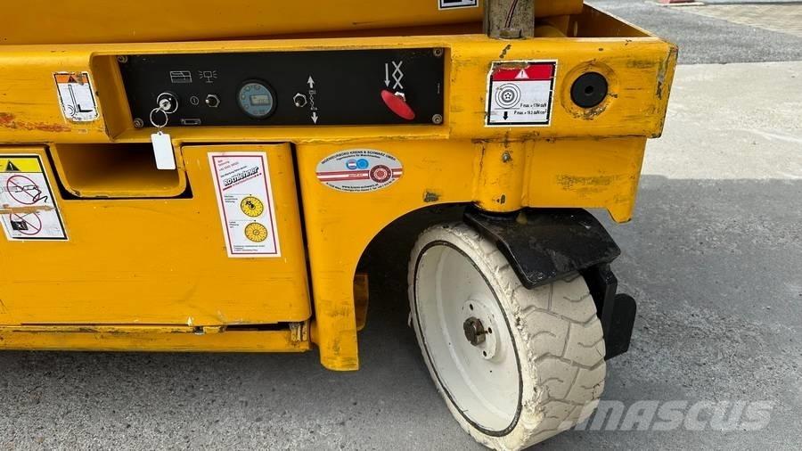 Haulotte Compact 12 Nůžková zvedací plošina