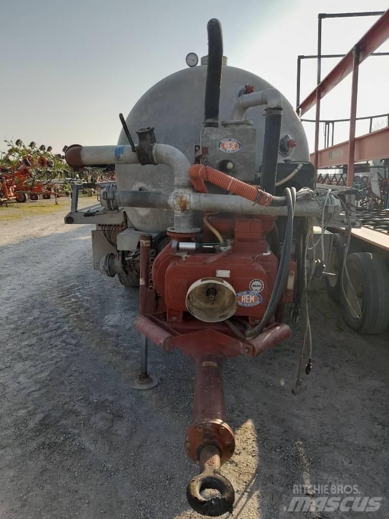 REM RB100 Kalové cisterny