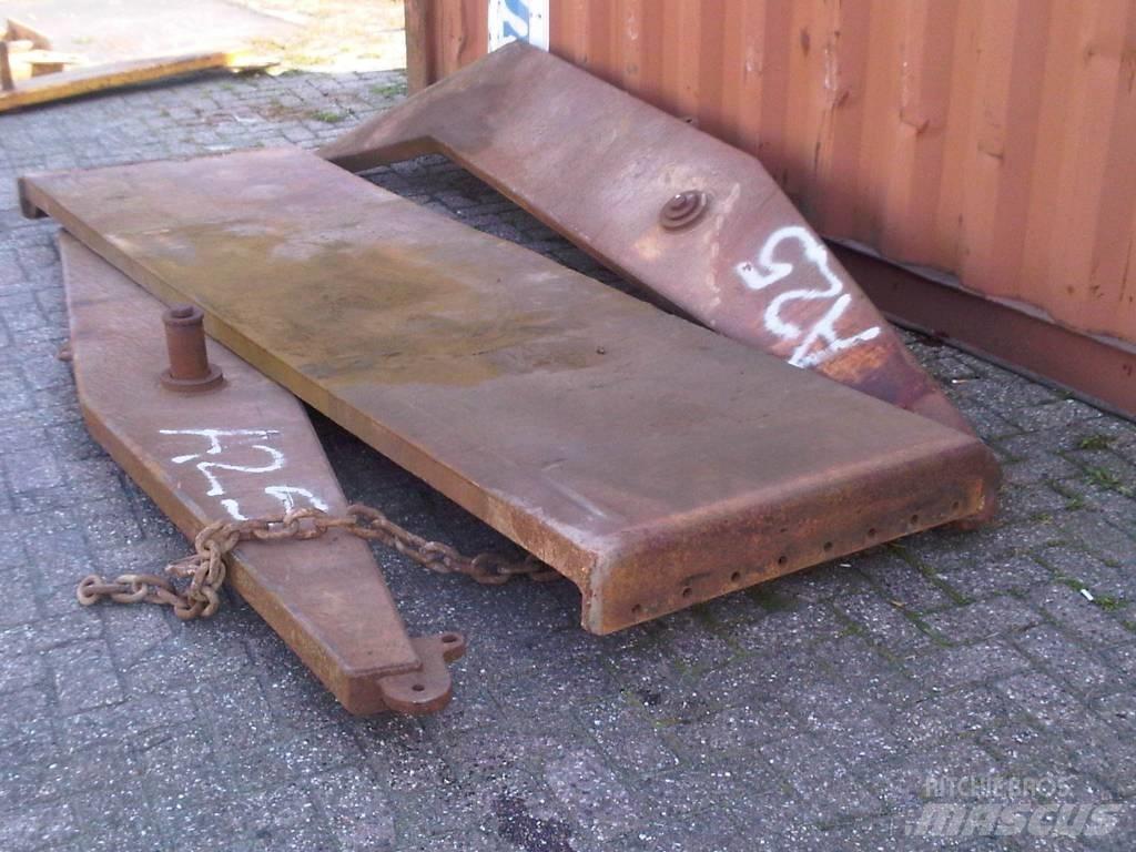 Volvo A25 tailgates Podvozky a zavěšení kol