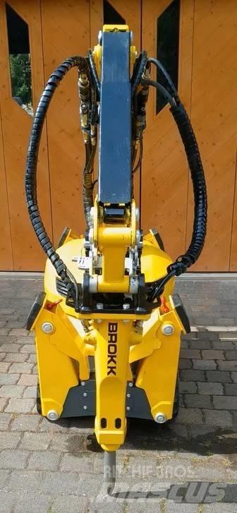 Brokk 110 Mini rýpadla < 7t