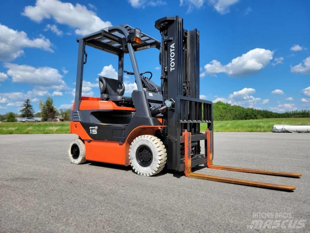 Toyota 8 FB 15 Akumulátorové vozíky