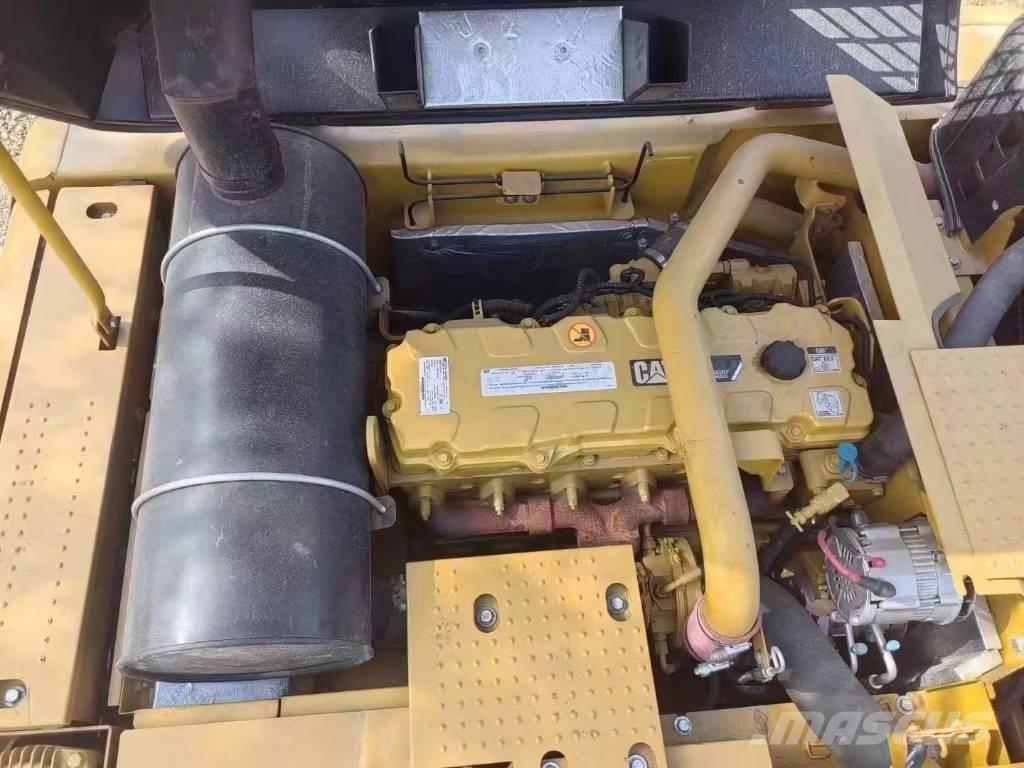 CAT 336 D L Pásová rýpadla