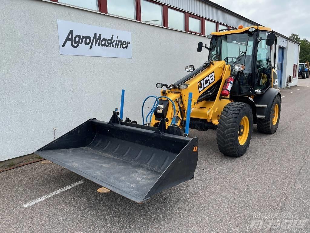 JCB TM 220 Teleskopické manipulátory