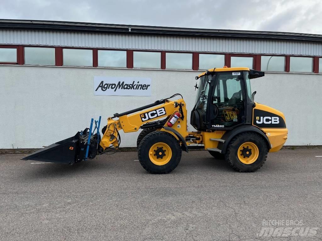 JCB TM 220 Teleskopické manipulátory