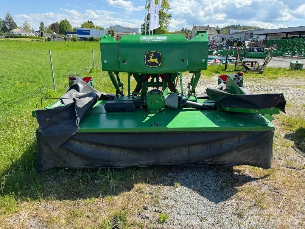 John Deere 131 Sekačky namontované a tažené