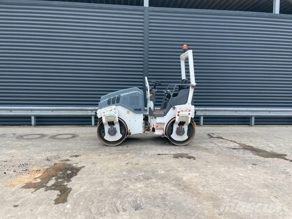 Hamm HD 12 VV Tandemové válce