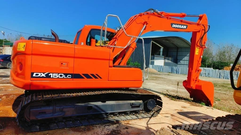 Hitachi ZX 210 Pásová rýpadla