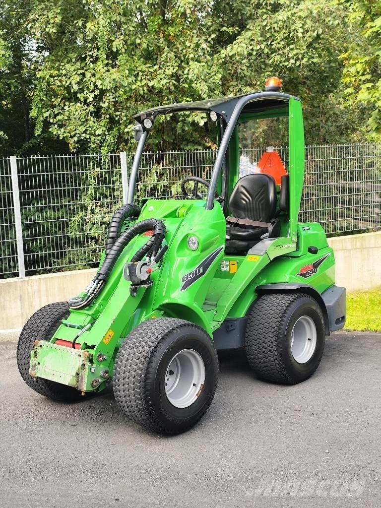 Avant 650 Víceúčelové nakladače