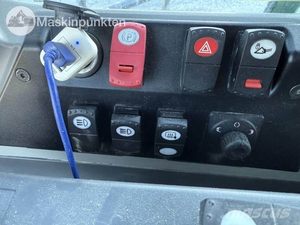 CAT 982 M Kolové nakladače