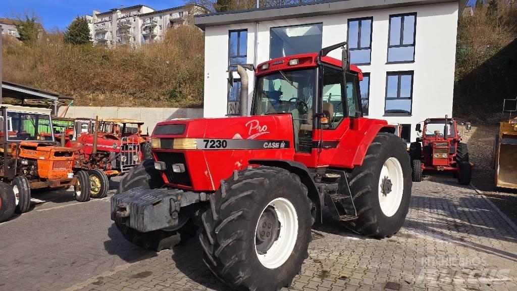 CASE 7230 Traktory