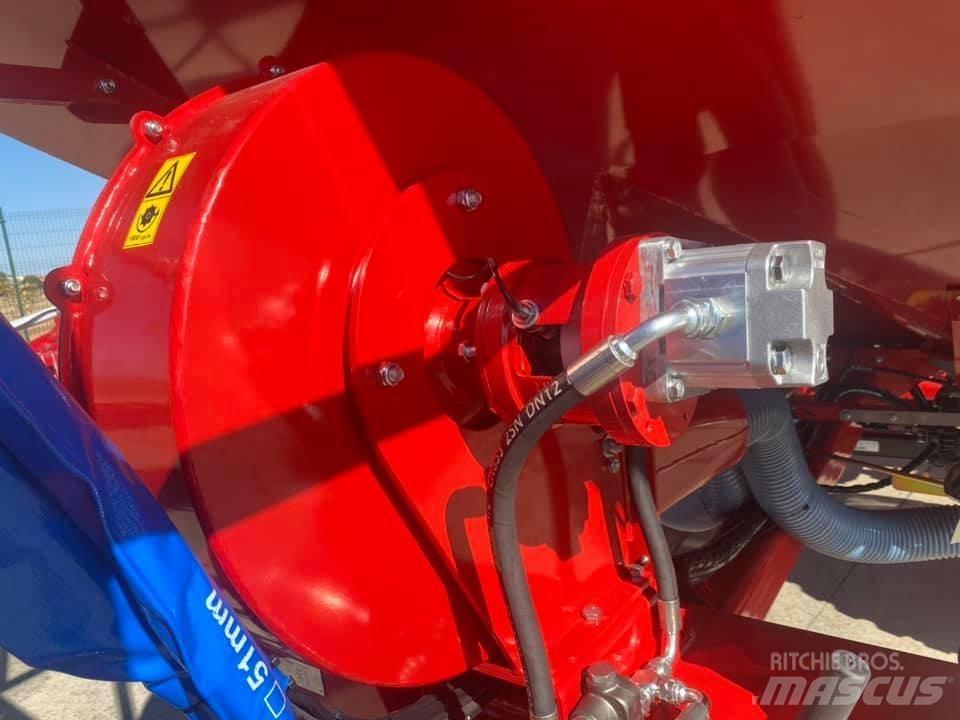  Aguirre TD-T 600 Mechanické secí stroje