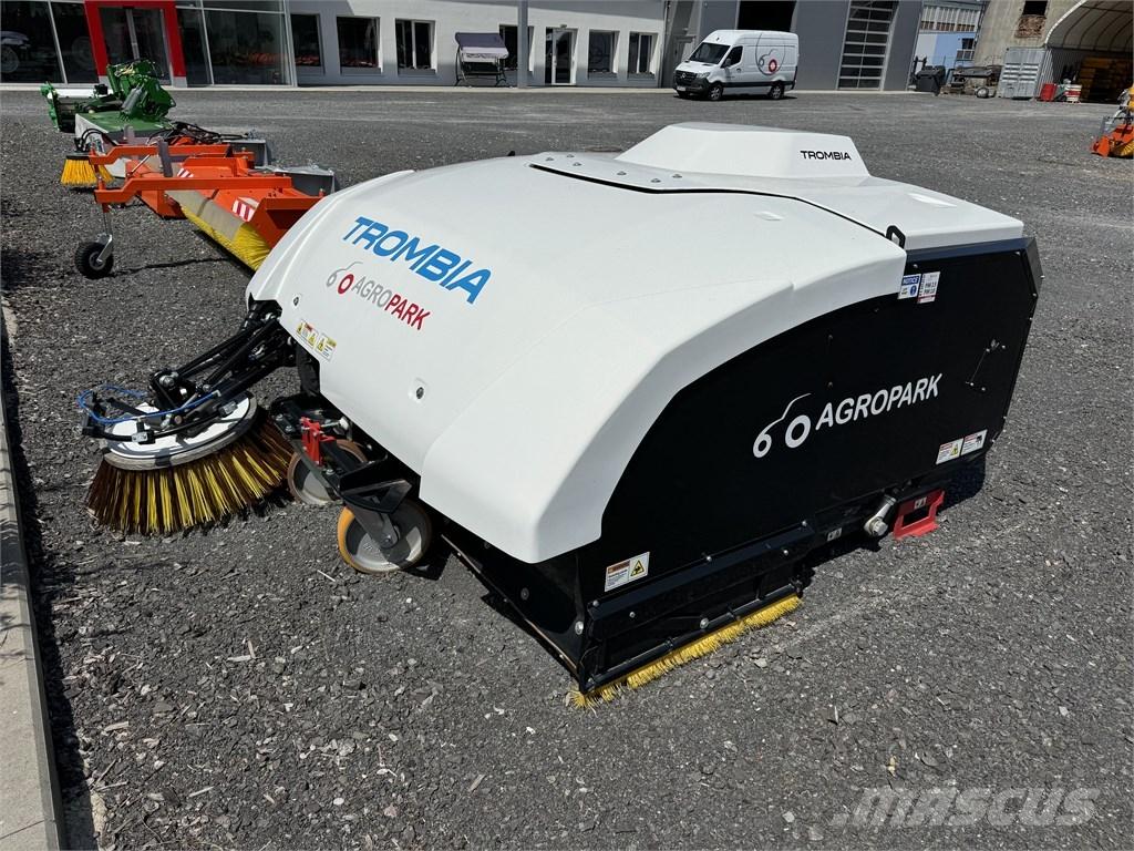  TROMBIA 220 Zametací kartáče