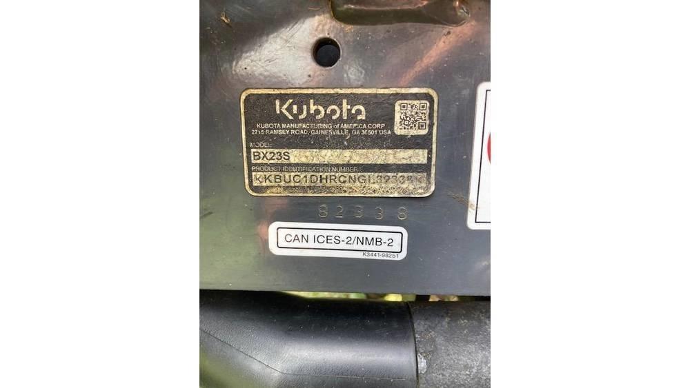 Kubota BX23s Traktory