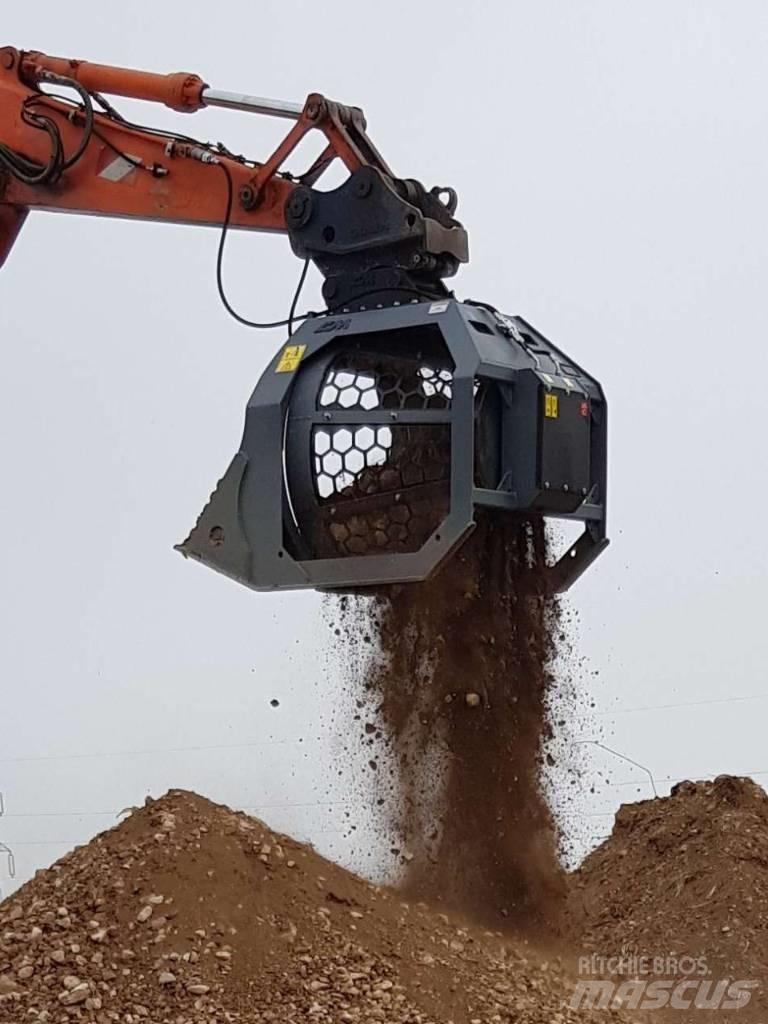 CM CBR 18 Prosévací lopaty