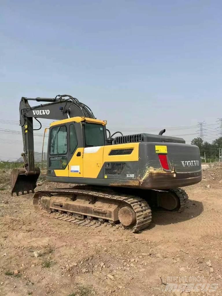 Volvo EC 210 Pásová rýpadla