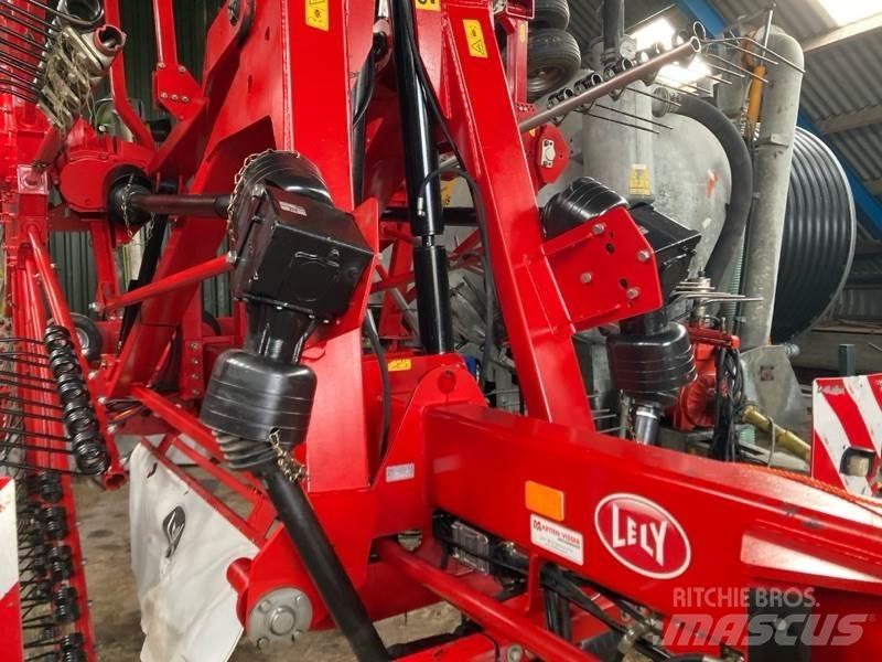 Lely Hibiskus 1015 Řádkovací žací stroje