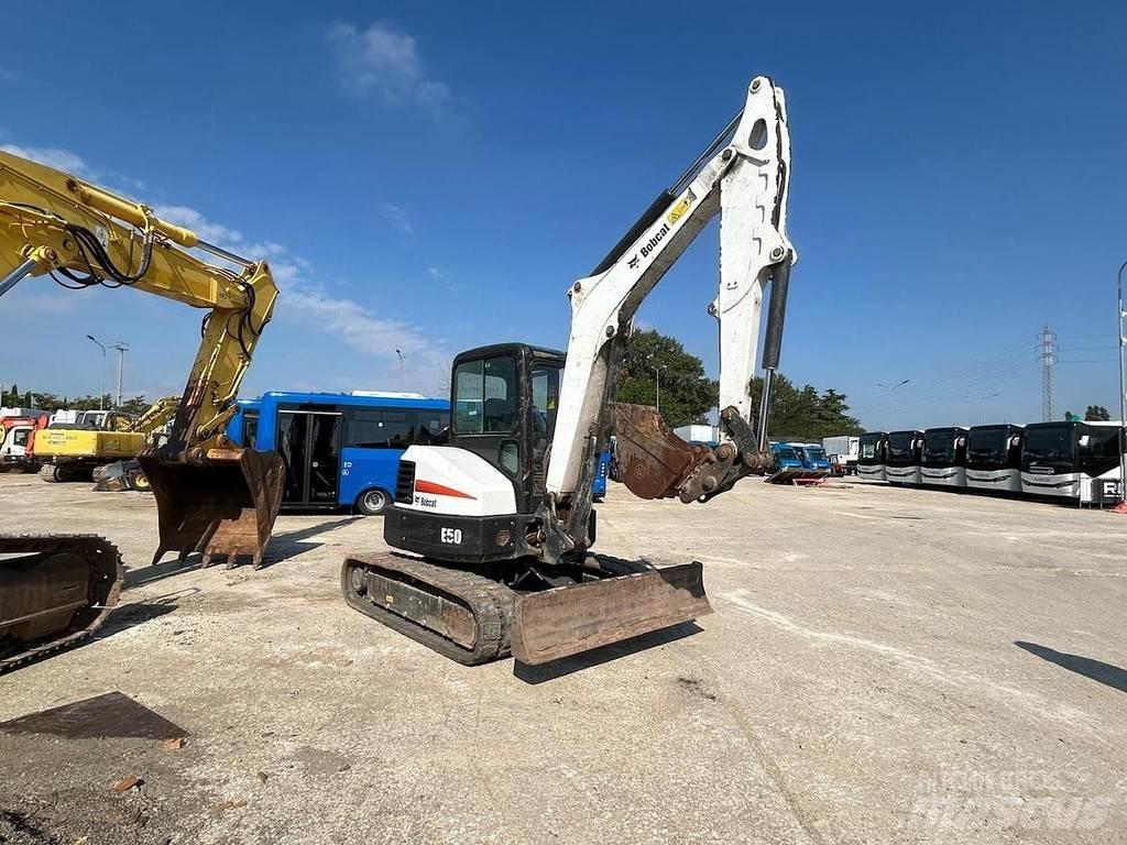 Bobcat E50 Mini rýpadla < 7t