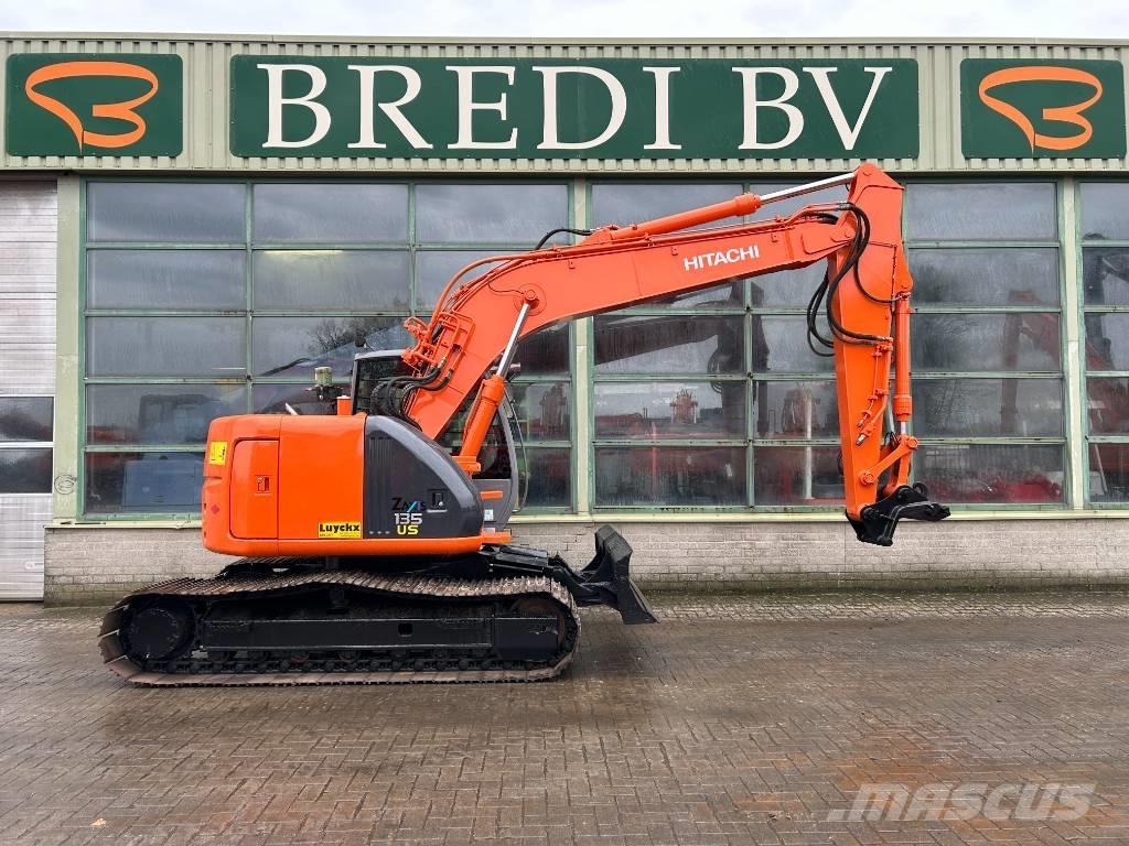 Hitachi ZX 135 US Pásová rýpadla