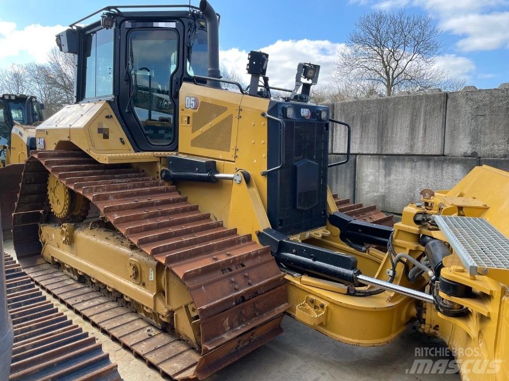 CAT D 5 LGP - D5 LGP Pásové dozery