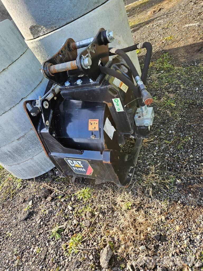 CAT PC 404 Silniční frézy