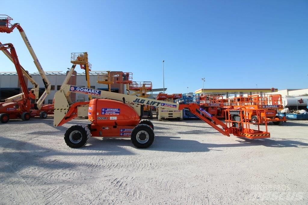 JLG 600 AJ Kloubové plošiny