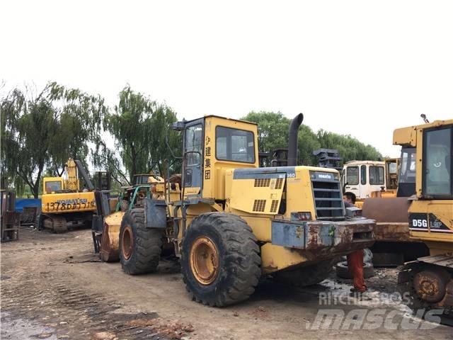 Komatsu WA360 Rýpadlo-nakladače