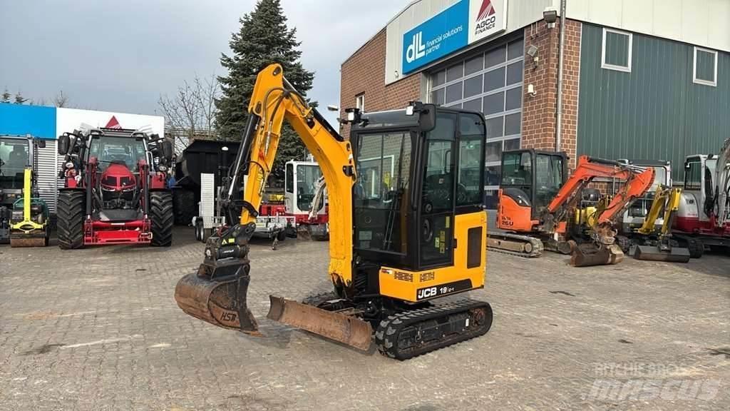 JCB 19c Speciální bagry