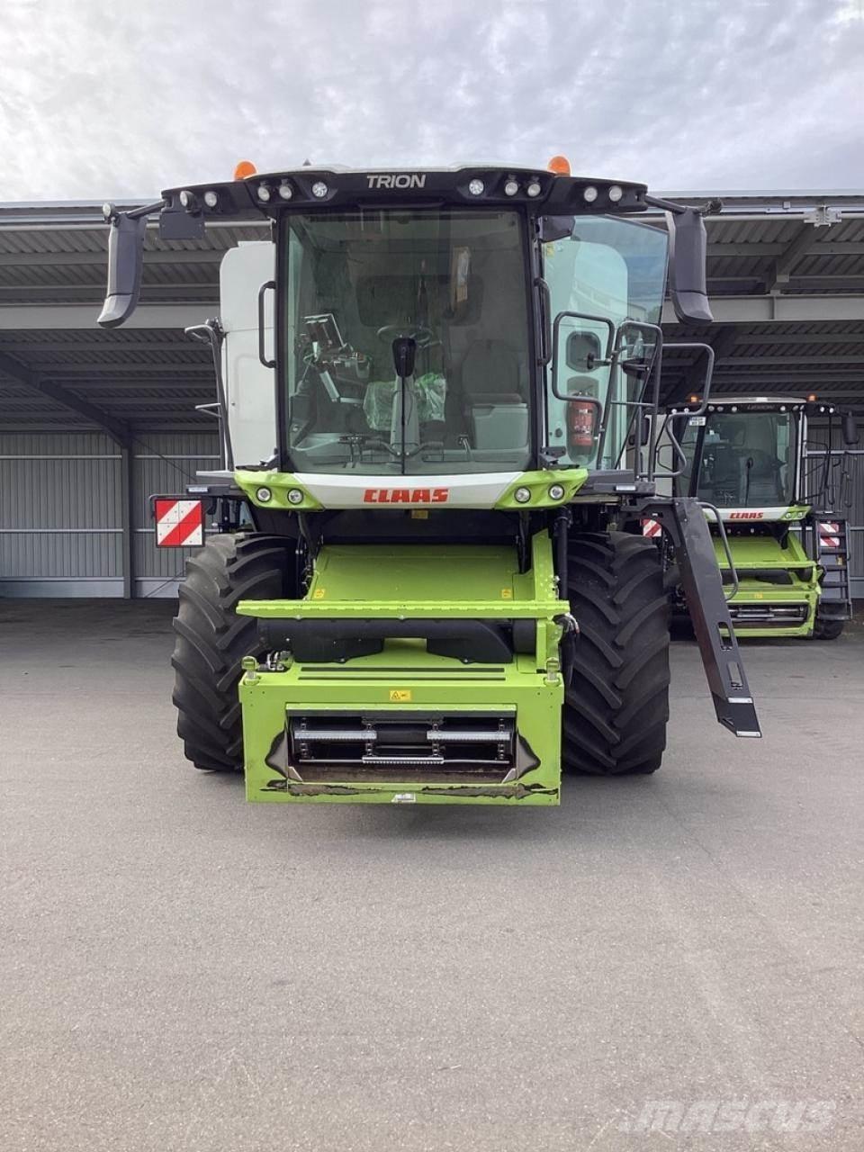 CLAAS Trion 520 Sklízecí mlátičky