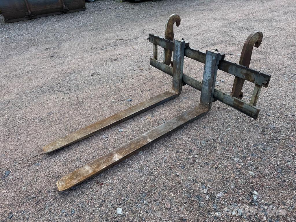 LM Trac 680 Užitkové stroje