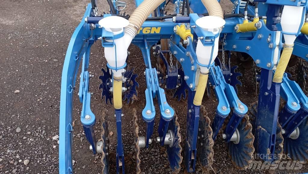 Farmet STRIP-TILL 6N Hloubkové kypřiče