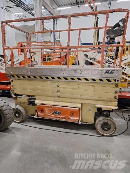JLG 3246 ES Nůžková zvedací plošina