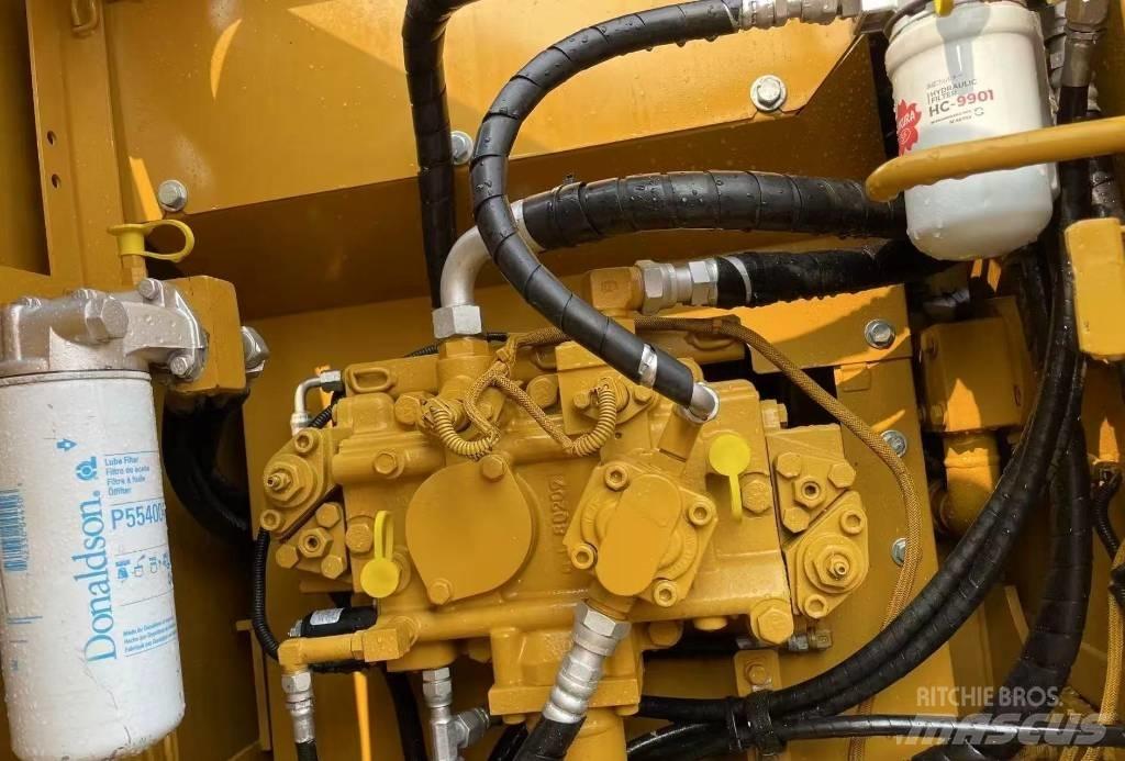 CAT 315 D Pásová rýpadla