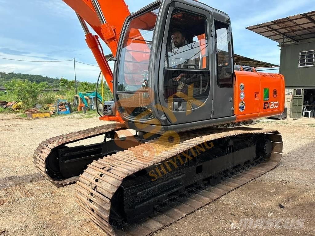 Hitachi EX 200 Pásová rýpadla