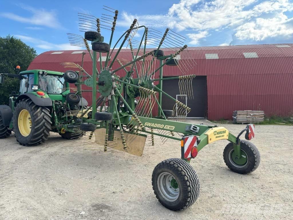 Krone Swadro TC 880 Obraceče a shrabovače sena