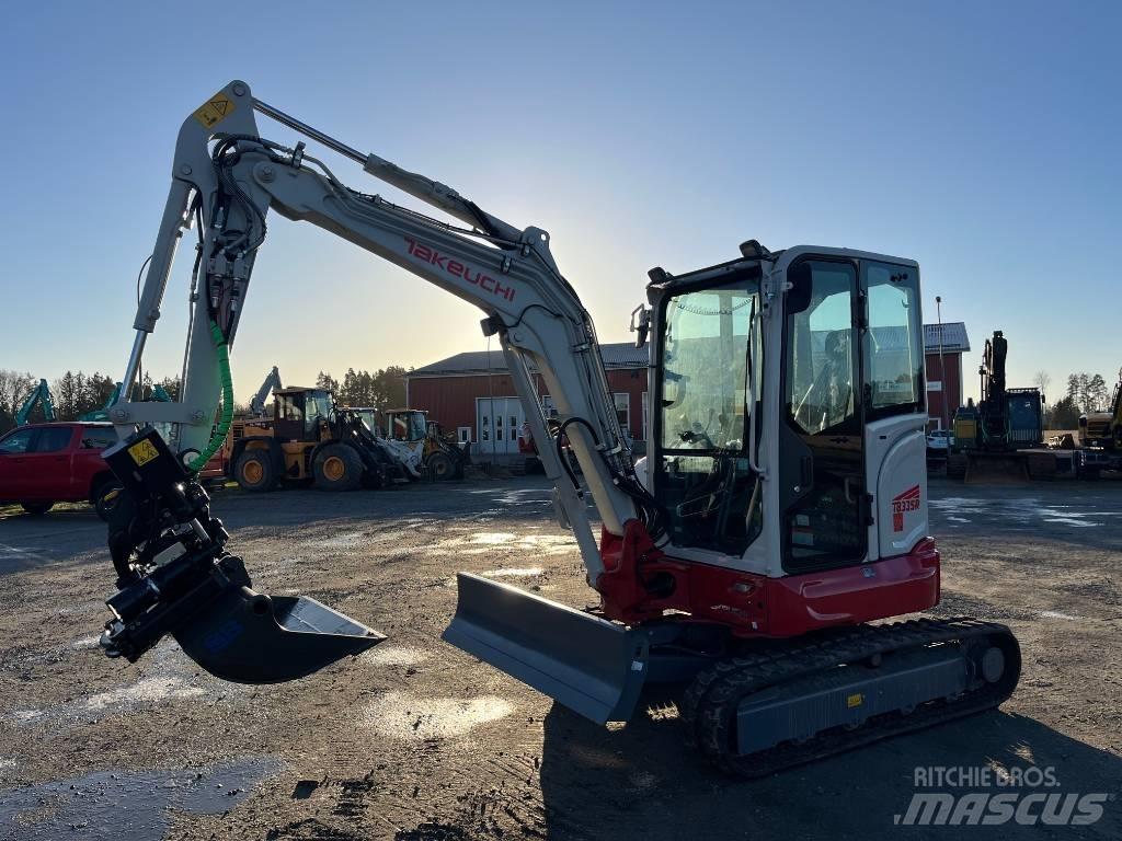 Takeuchi TB 335 R Mini rýpadla < 7t
