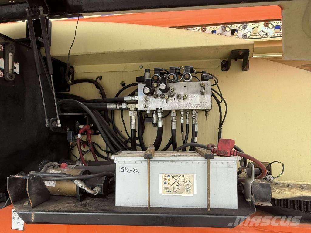 JLG 1350 SJP Teleskopické plošiny